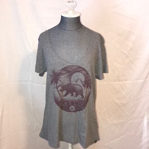Hurley California Bear Logo T-shirt